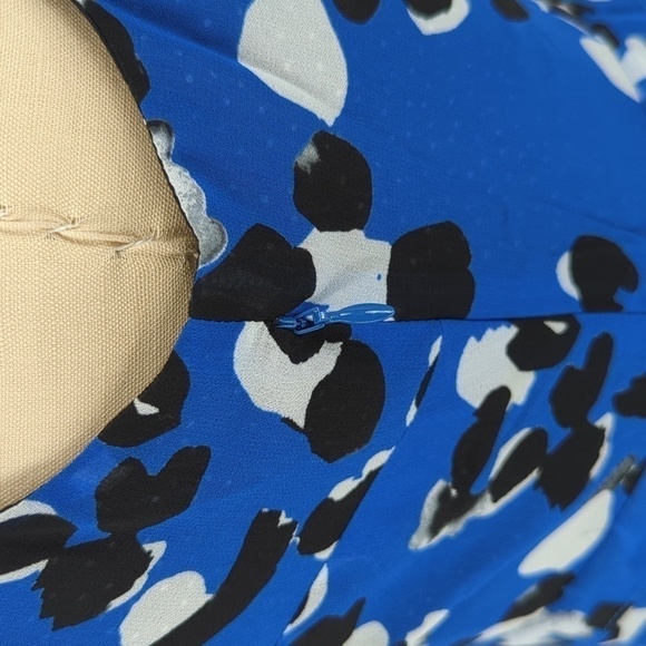 Cabi Floral Asymmetrical Dress Blue M preppy party summer neck tie chiffon - Picture 5 of 9